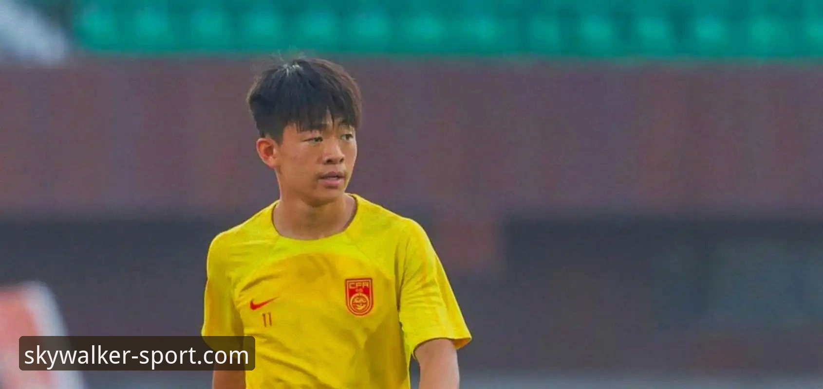 青岛海牛3-1力克上海海港：一场13年等待的深度评测